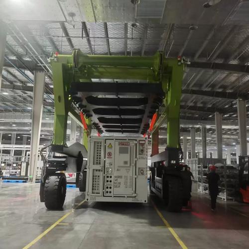 智能集装箱跨运车靖起方案设计经验丰富案例多技术咨询60t